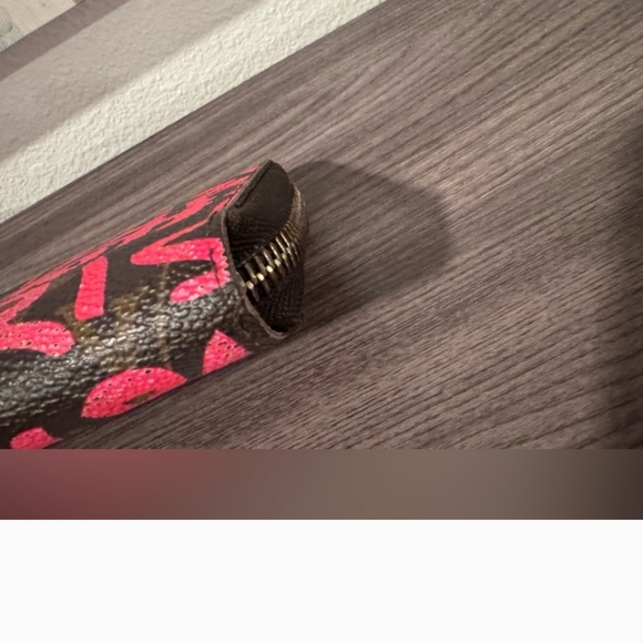 Louis Vuitton Sprouse Pink Monogram Graffiti Zippy Wallet Long Zip - Picture 5 of 13